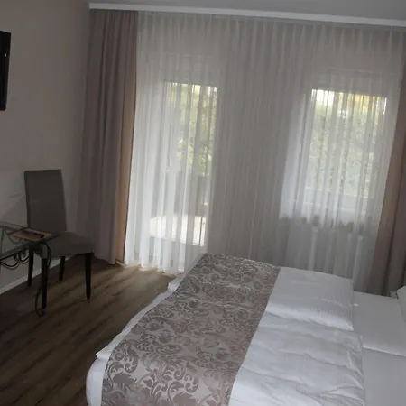 호텔 Garni Bellevue 바트푸징