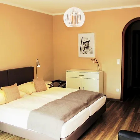 فندق Garni Bellevue