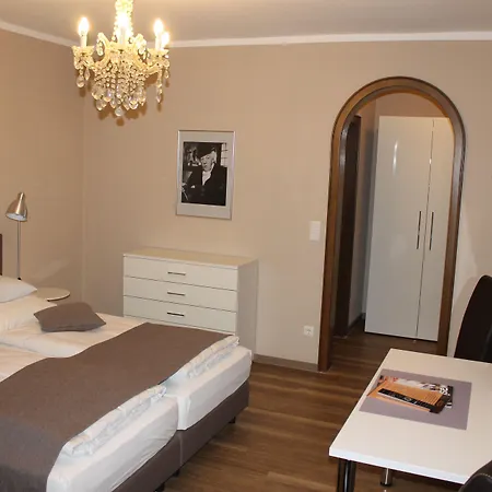 فندق Garni Bellevue