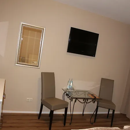 فندق Garni Bellevue