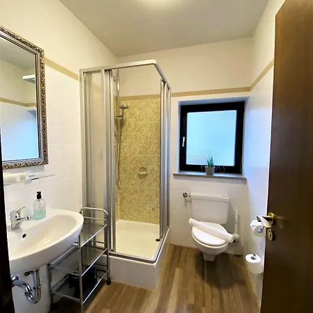Garni Bellevue فندق