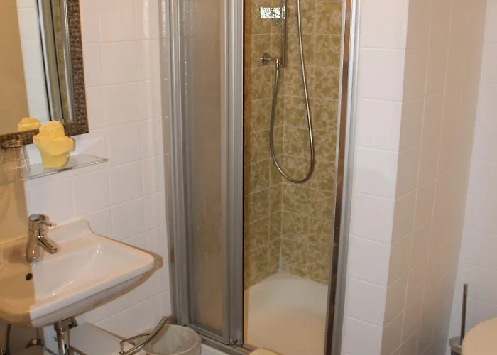 Garni Bellevue 2*